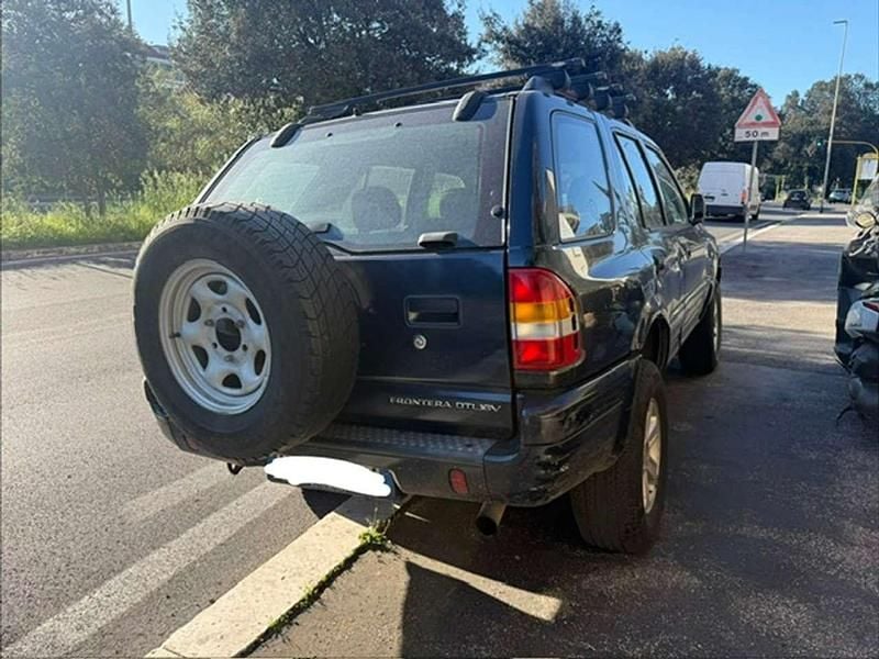 Usata Opel Frontera Limited 120 CV (88 kW) 2003 Nero SUV