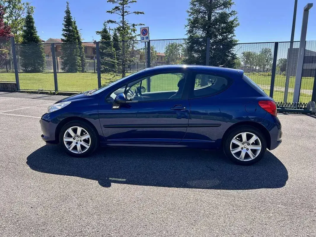 Usata Peugeot 207 120 CV (88 kW) 2007 Blu Berlina