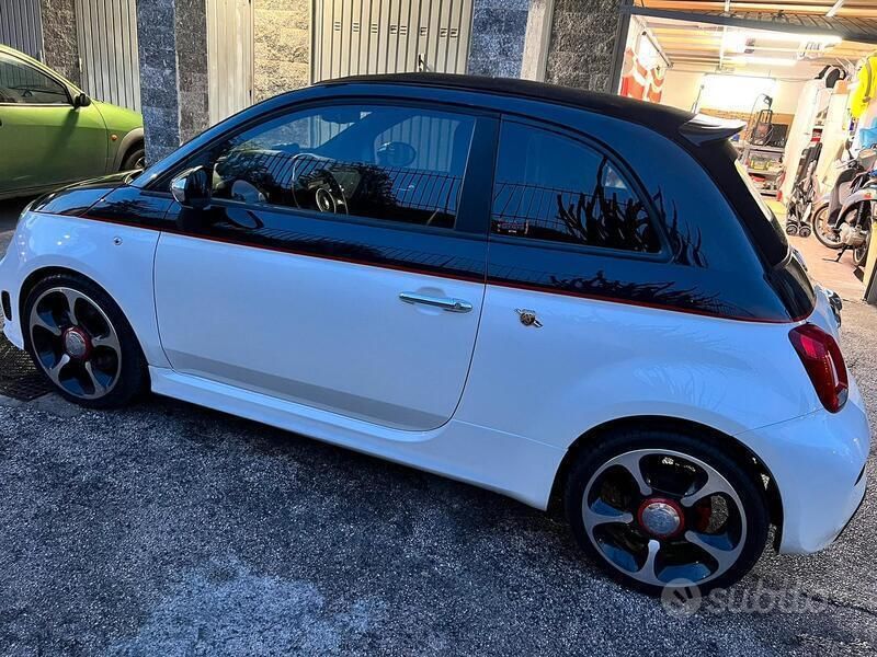 Usata Abarth 500C Esseesse 200 CV (147 kW) 2011 Bianco Cabrio