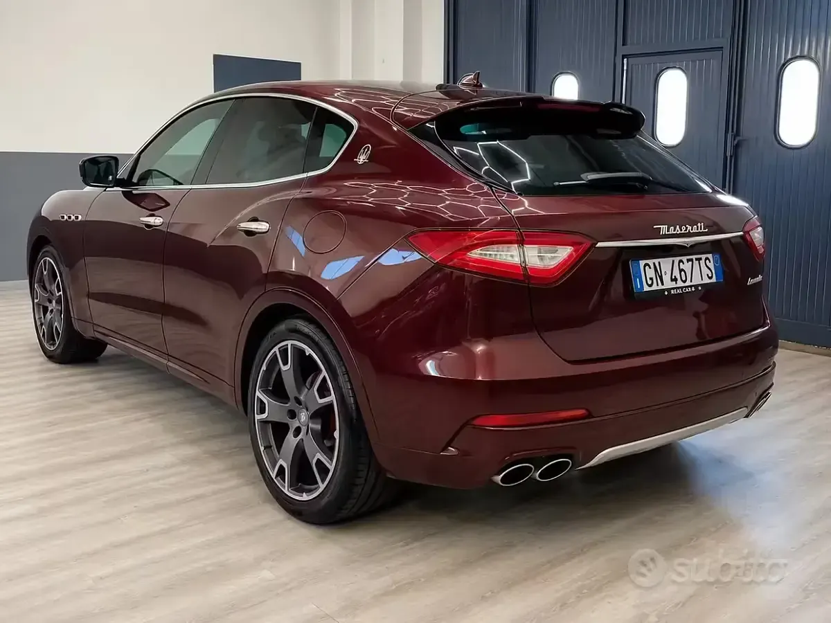 Usata Maserati Levante 275 CV (202 kW) 2018 Rosso SUV