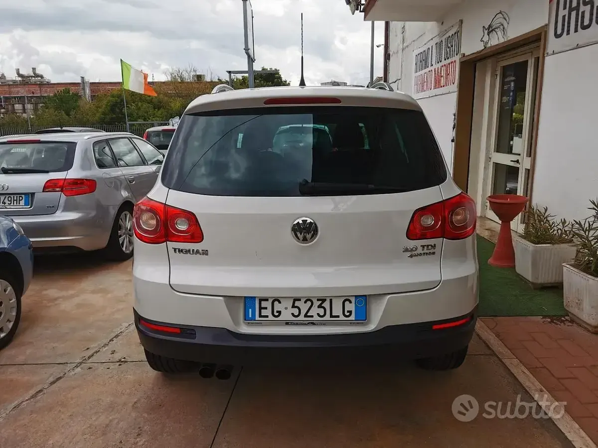 Usata VW Tiguan Sportline 140 CV (102 kW) 2011 Bianco SUV
