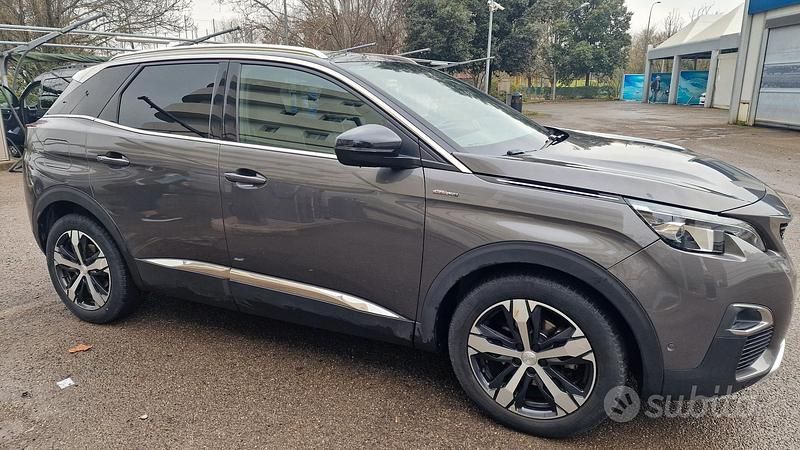 Usata Peugeot 3008 2020 Grigio SUV