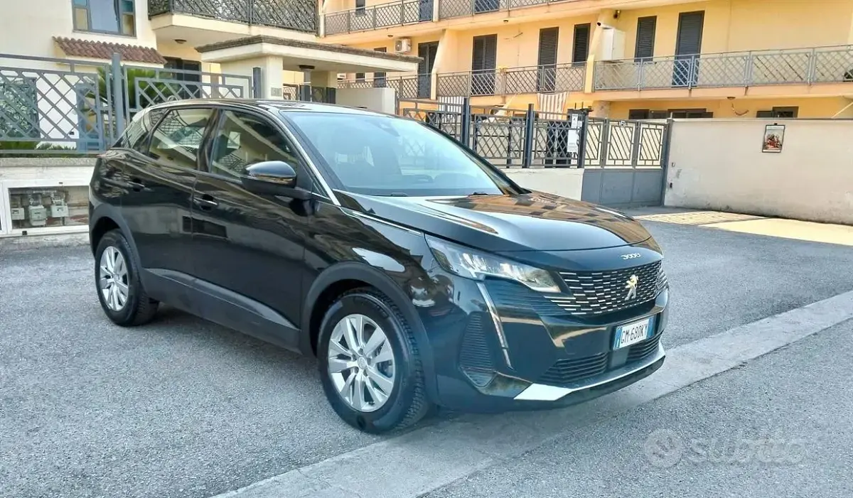 Usata Peugeot 3008 GT 131 CV (96 kW) 2022 Nero SUV