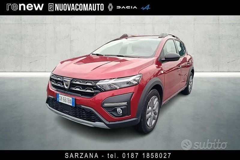 Usata Dacia Sandero Essentiel 91 CV (66 kW) 2022 Rosso dinamico Berlina