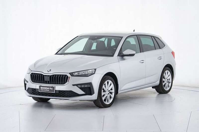Argento Usata 2024 Skoda Scala Selection Due volumi | 19.500 € (Buon prezzo) - Immagine 1/4