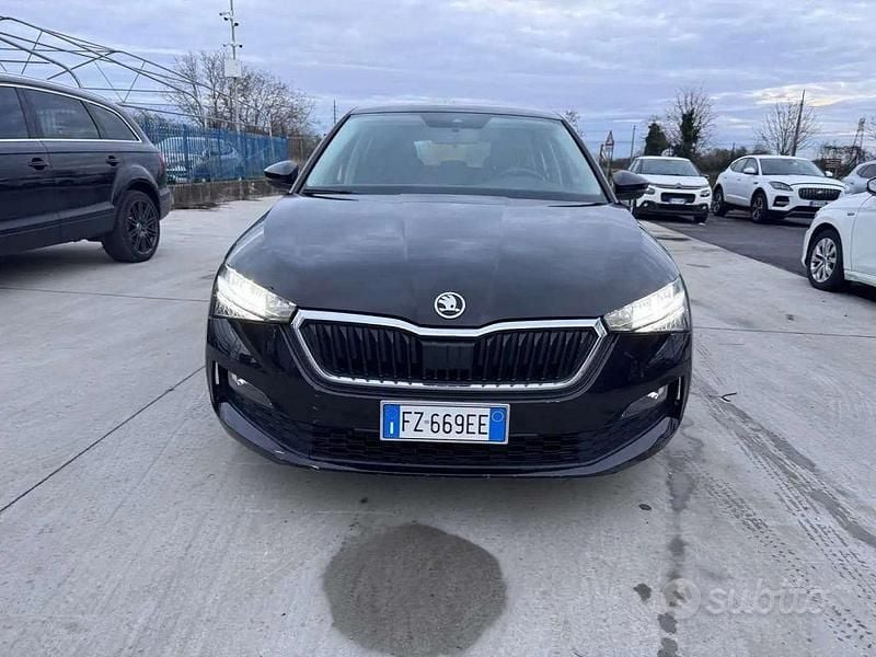Usata Skoda Scala Ambition 116 CV (85 kW) 2020 Nero Utilitaria