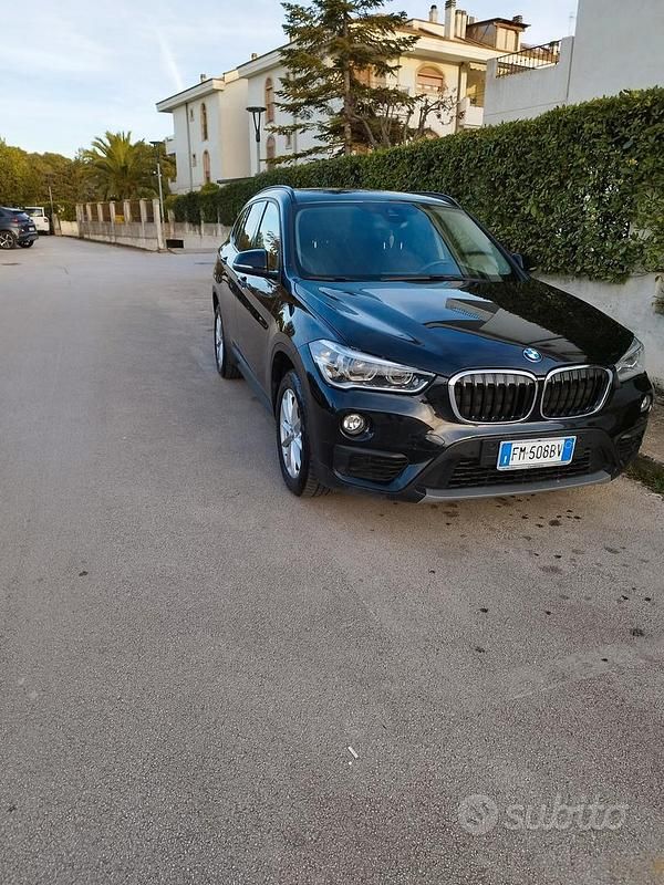 Usata BMW X1 150 CV (110 kW) 2017 Nero SUV
