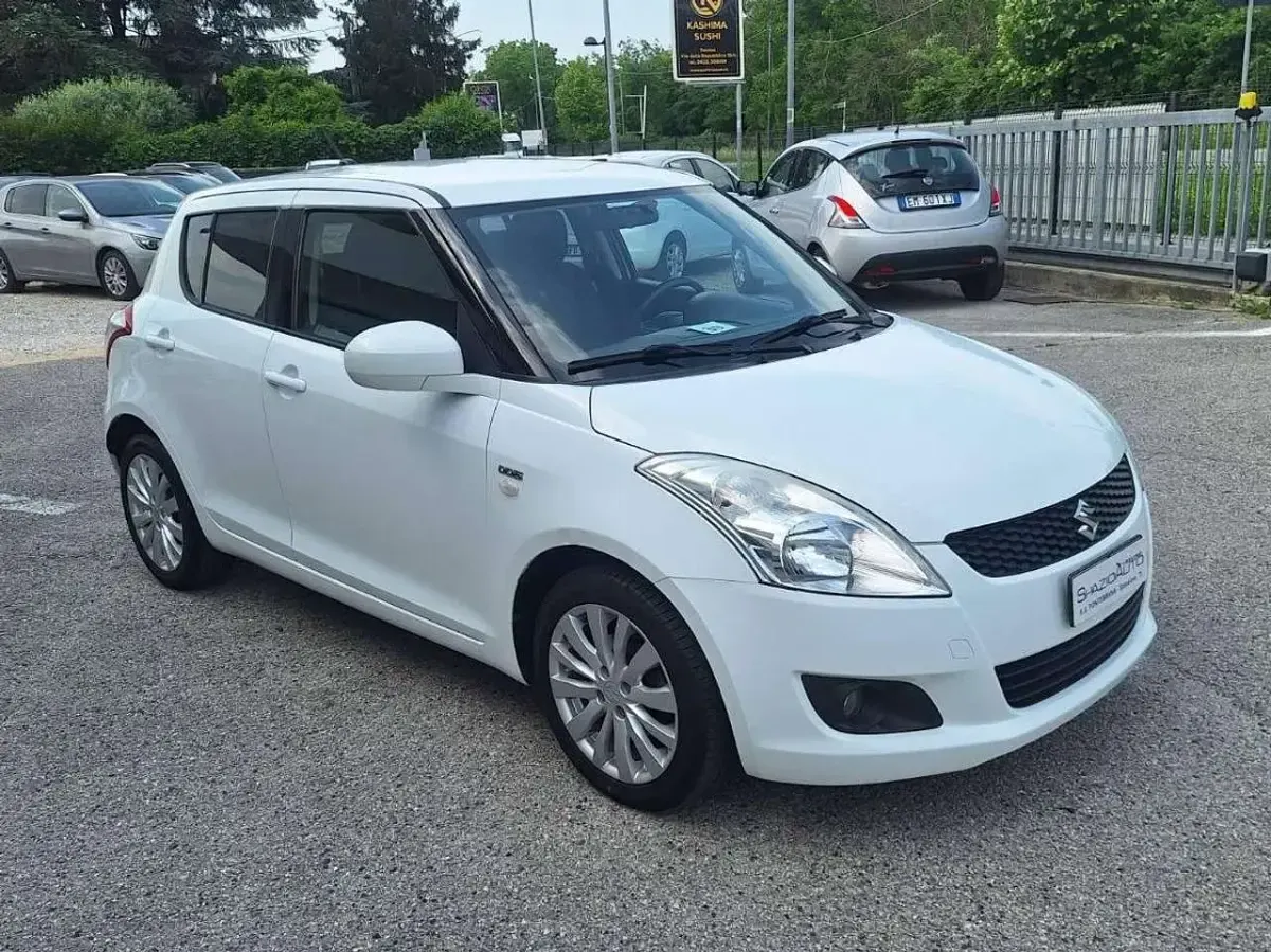 Usata Suzuki Swift GL 75 CV (55 kW) 2013 Bianco Utilitaria