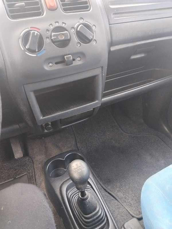 Usata Opel Agila Club 58 CV (42 kW) 2003 Blu/azzurro Utilitaria