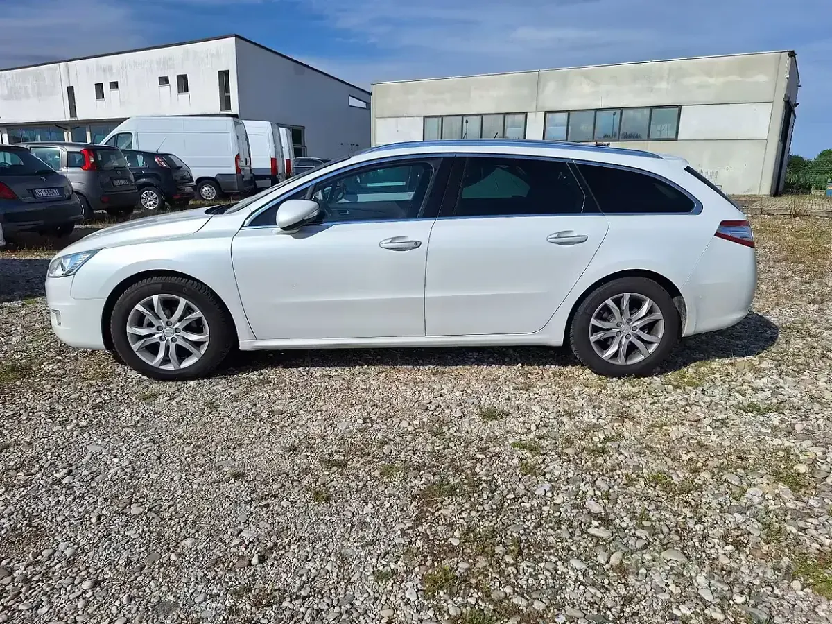 Usata Peugeot 508 Allure 140 CV (102 kW) 2012 Bianco Station wagon