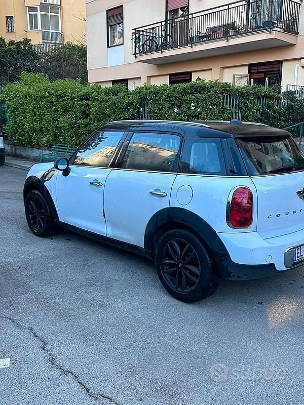 Usado Mini Countryman 111 CV (81 kW) 2010 Blanco SUV