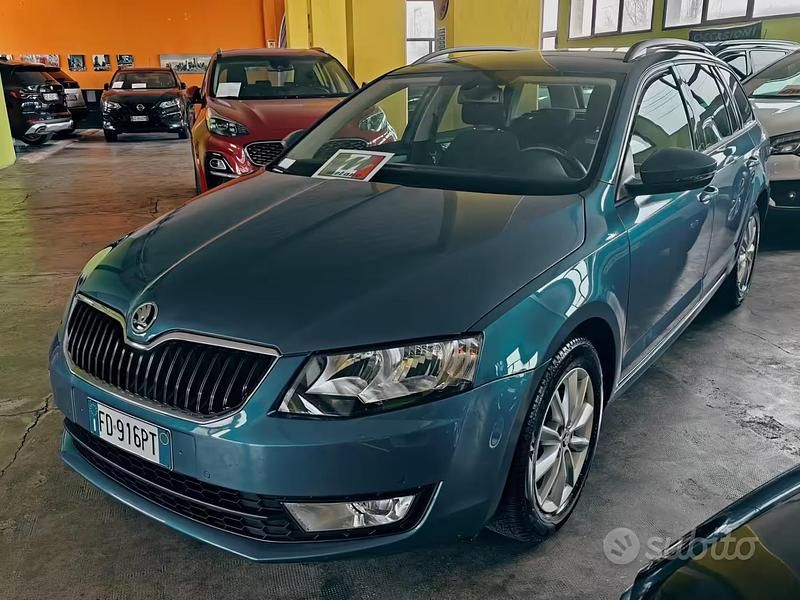 Usata Skoda Octavia G-TEC Ambition 110 CV (80 kW) 2016 Blu/azzurro Station wagon