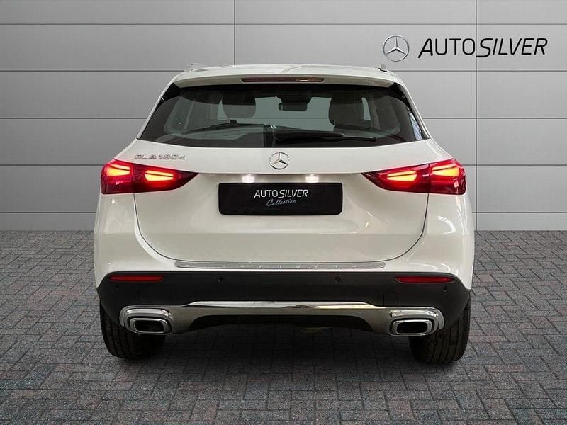 Usata Mercedes GLA180 Advanced 116 CV (85 kW) 2025 Bianco / pastello SUV