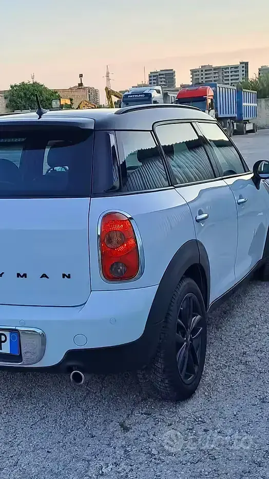 Usata Mini One D Countryman 90 CV (66 kW) 2010 Bianco SUV