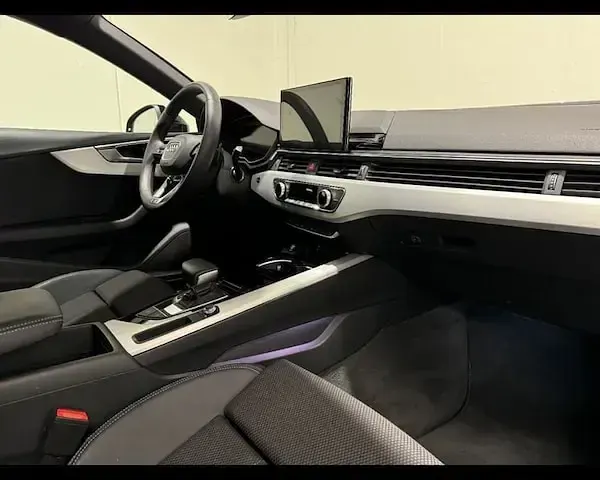 Usata Audi A5 Sportback S-Line 204 CV (150 kW) 2023 Blu Utilitaria