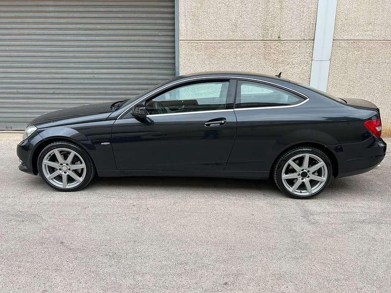 Usata Mercedes C220 Avantgarde 170 CV (125 kW) 2013 Nero Coupé