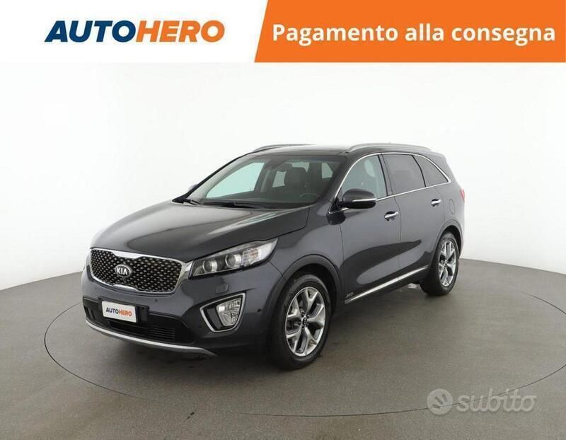 Grigio Usata 2017 Kia Sorento SUV | 17.799 € (Buon prezzo) - Immagine 1/2