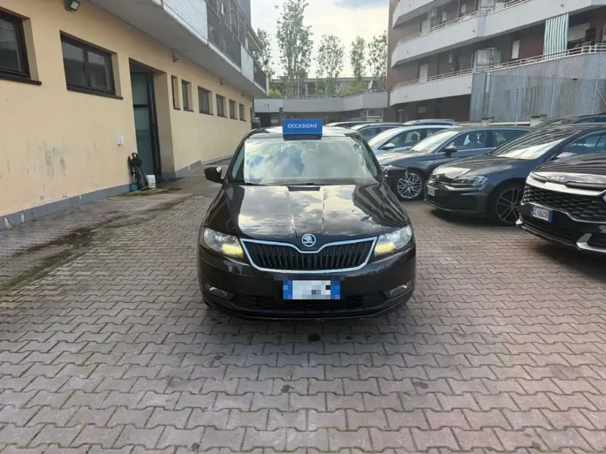 Usata Skoda Rapid Design Edition 90 CV (66 kW) 2018 Nero Utilitaria