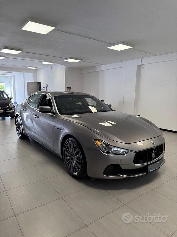 Usata Maserati Ghibli 275 CV (202 kW) 2016 Grigio Berlina
