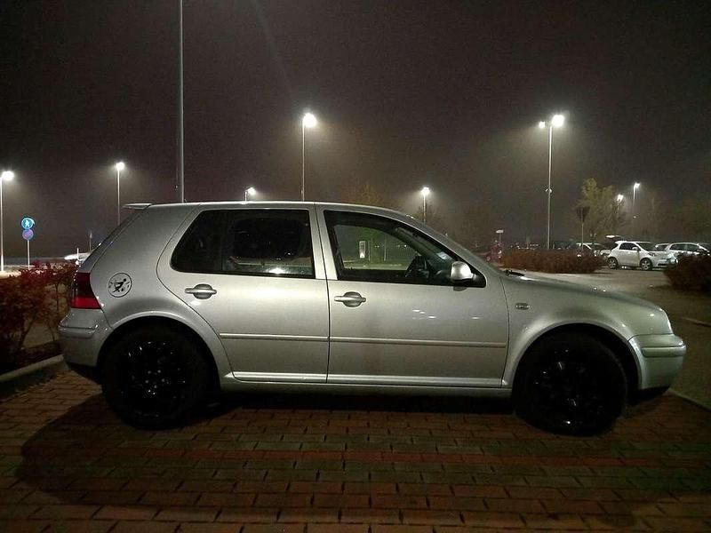 Usata VW Golf IV Highline 116 CV (85 kW) 2001 Grigio Berlina