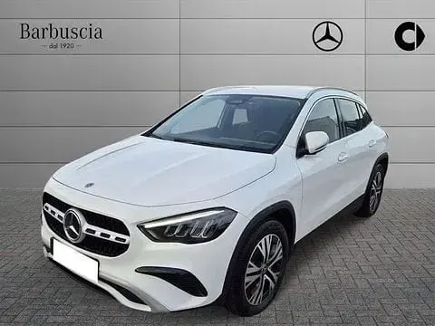 Usata Mercedes GLA180 Advanced 116 CV (85 kW) 2025 SUV