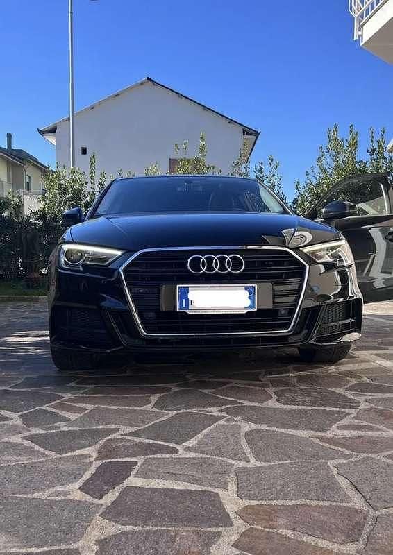 Usata 2018 Audi A3 Sportback Business Due volumi | 22.000 € (Molto cara) - Immagine 1/4