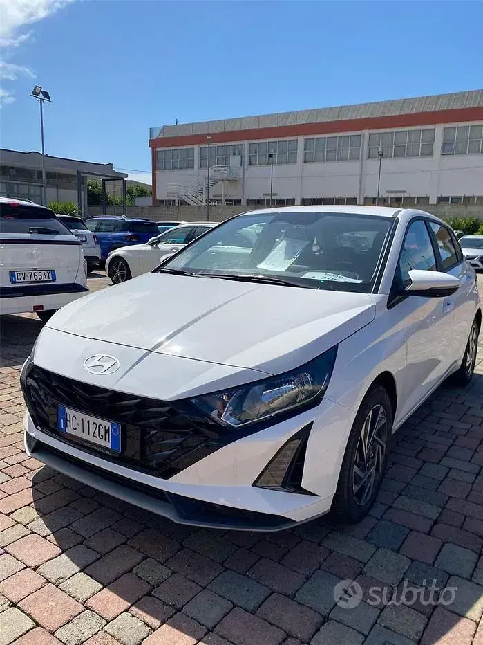 Nuova Hyundai i20 90 CV (66 kW) 2026 Bianco Utilitaria