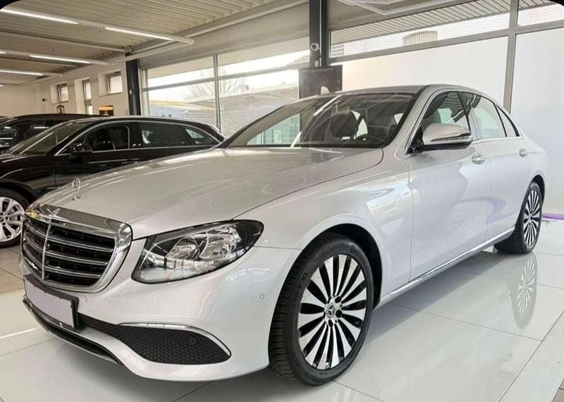 Gebraucht Mercedes E350 211 PS (155 kW) 2018 Silber Limousine