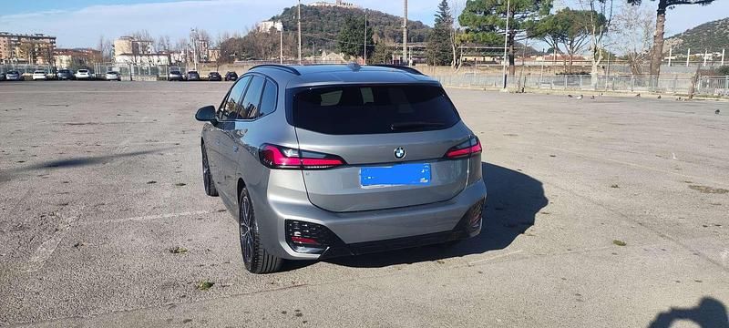 Usata BMW 218 Active Tourer M Sport 150 CV (110 kW) 2024 Grigio Monovolume