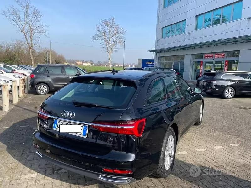 Usata Audi A6 Business 163 CV (119 kW) 2022 Nero Station wagon