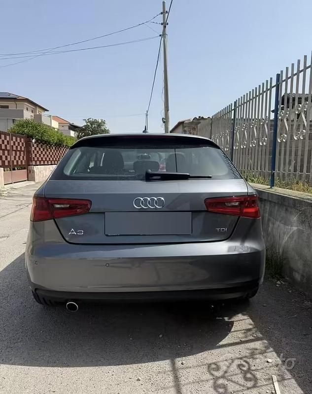 Occasion Audi A3 105 ch (77 kW) 2013 Gris Berline