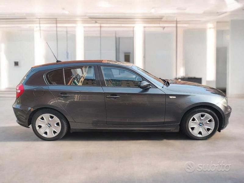 Brugt BMW 118 Efficient Dynamics 143 HK (105 kW) 2007 Grå Hatchback