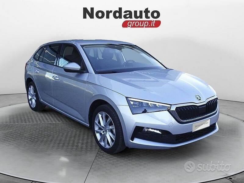 Usata Skoda 110 R Style 110 CV (80 kW) 2023 Grigio Berlina