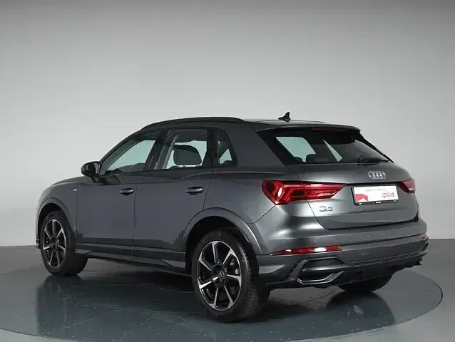 Usata Audi Q3 S-Line 150 CV (110 kW) 2022 Grigio daytona perlato SUV