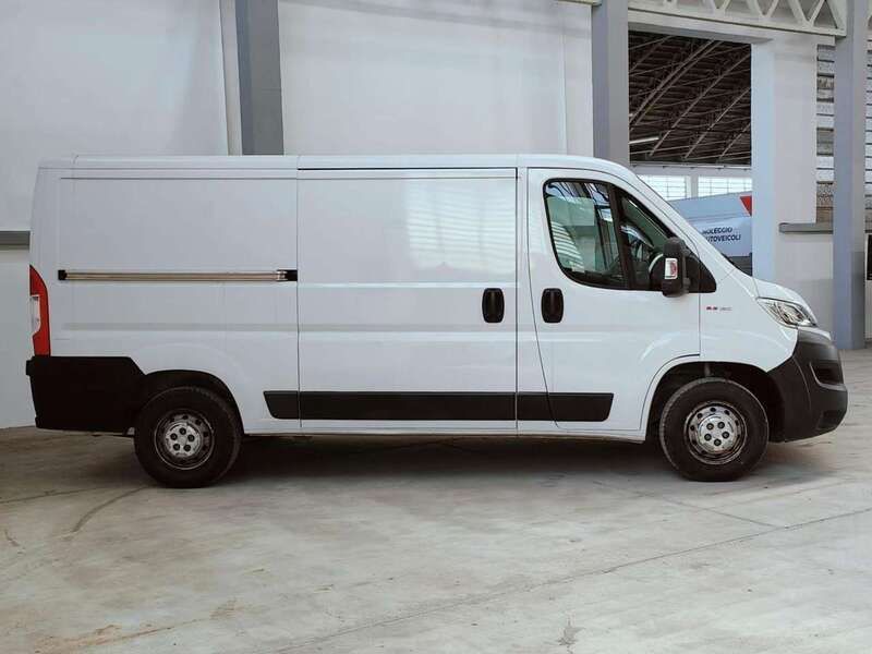 Usata Fiat Ducato 33 131 CV (96 kW) 2018 Bianco Furgone