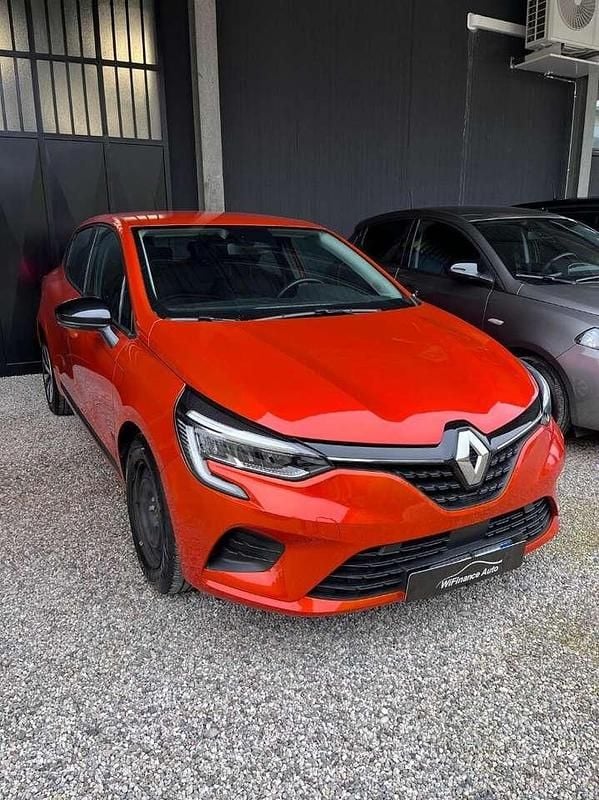 Usata Renault Clio V Equilibre 67 CV (49 kW) 2023 Other Berlina