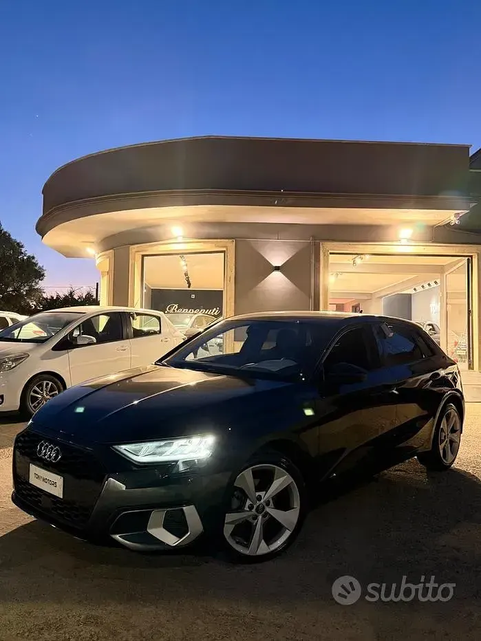 Usata Audi A3 Sport 150 CV (110 kW) 2022 Grigio Berlina