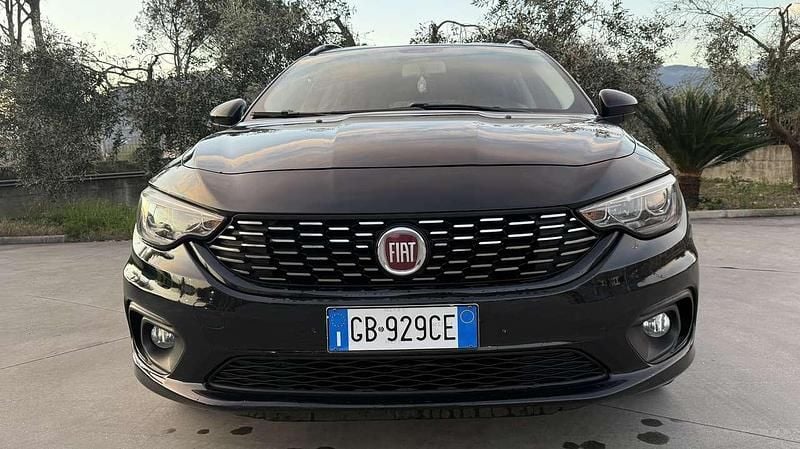 Usata Fiat Tipo Pop 120 CV (88 kW) 2018 Other Station wagon
