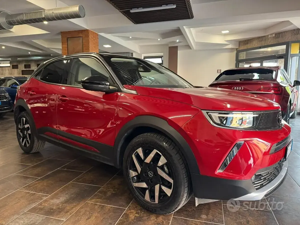 Usata Opel Mokka Elegance 101 CV (74 kW) 2021 Rosso SUV
