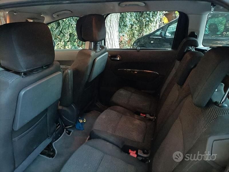 Usata Peugeot 5008 Premium 110 CV (80 kW) 2010 Berlina