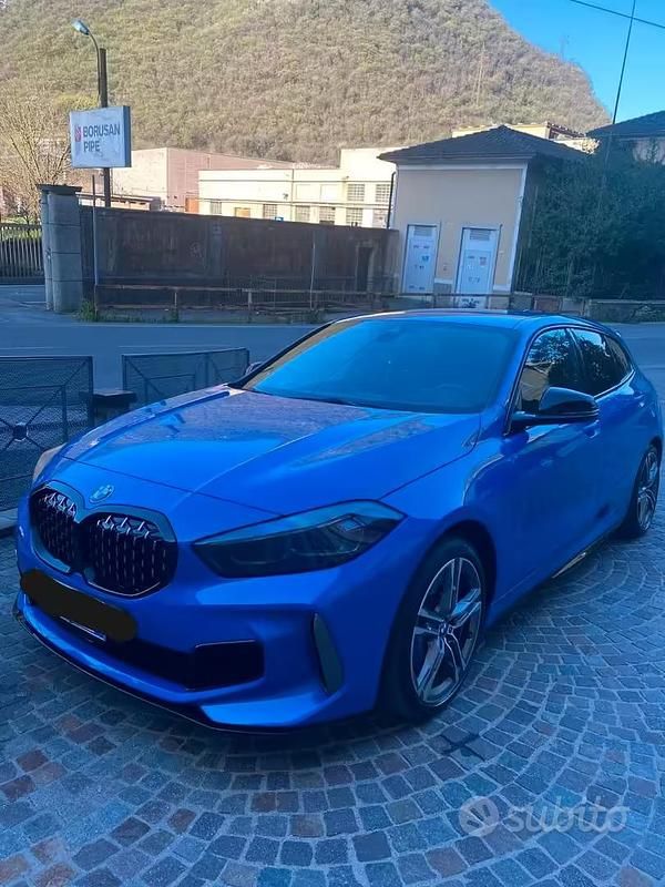 Usata BMW 135 2023 Blu Utilitaria