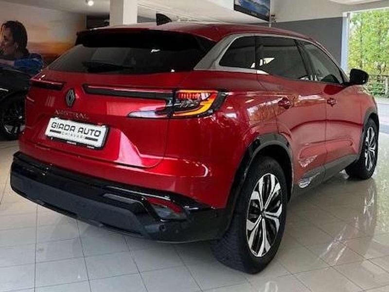Usata Renault Austral Techno 158 CV (116 kW) 2022 Rosso SUV