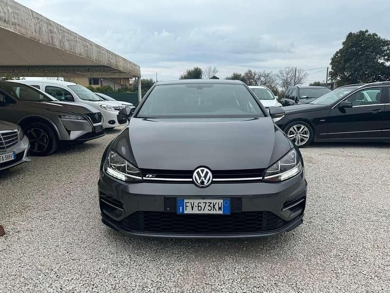 Usata VW Golf VII Sportline 116 CV (85 kW) 2019 Grigio Berlina