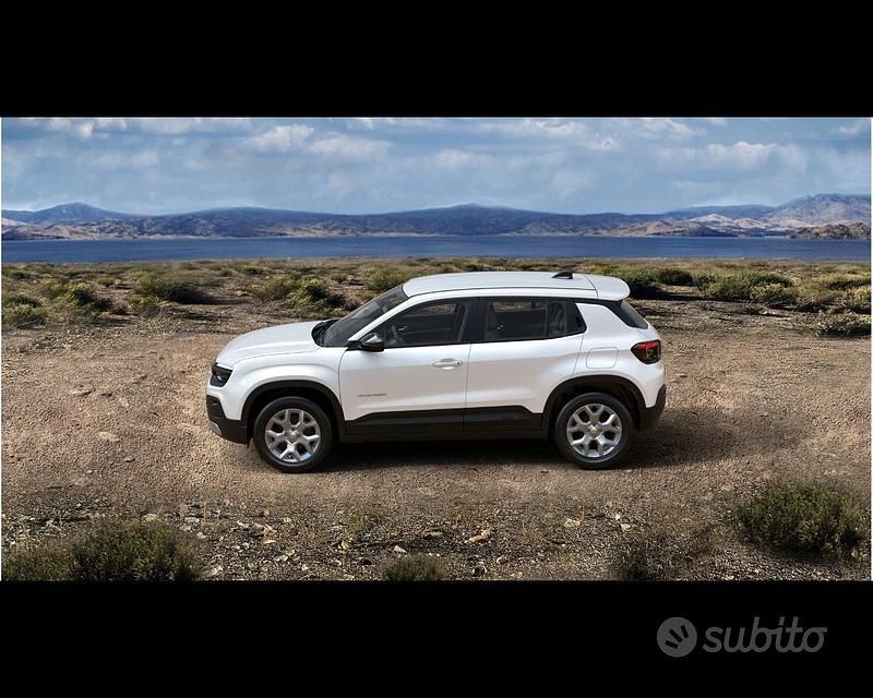 Nuova Jeep Avenger Altitude 100 CV (73 kW) 2025 Grigio SUV