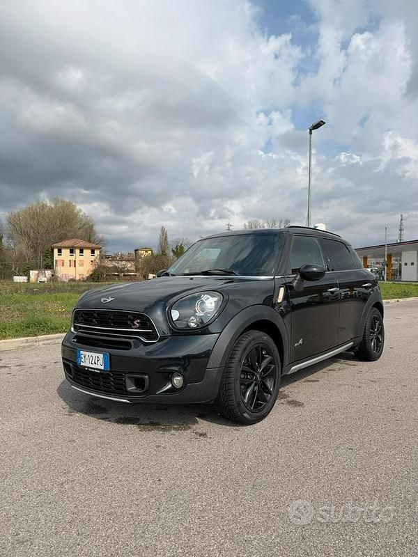 Usata Mini Cooper S Countryman 190 CV (139 kW) 2015 Nero SUV