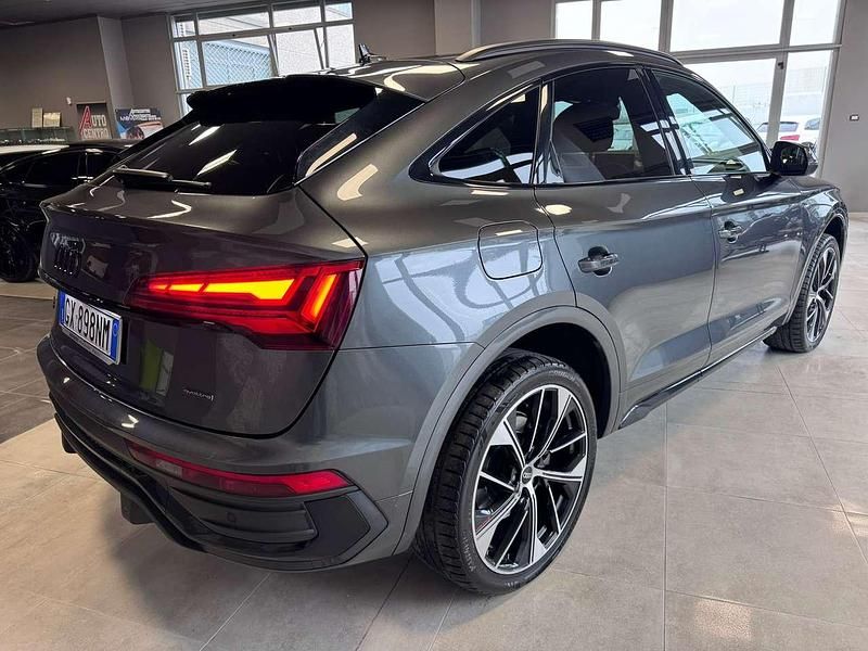 Usata Audi Q5 S-line plus 204 CV (150 kW) 2022 Grigio daytona SUV