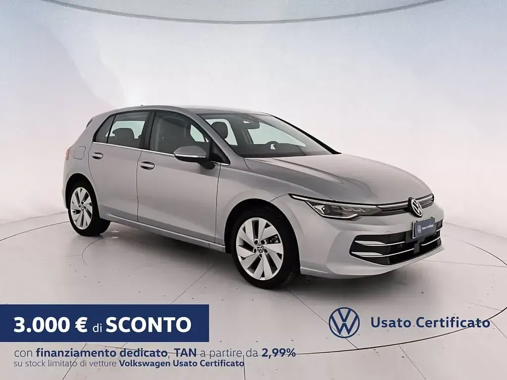 Usata VW Golf VIII Style 150 CV (110 kW) 2025 Dolomite silver metallizzato Berlina