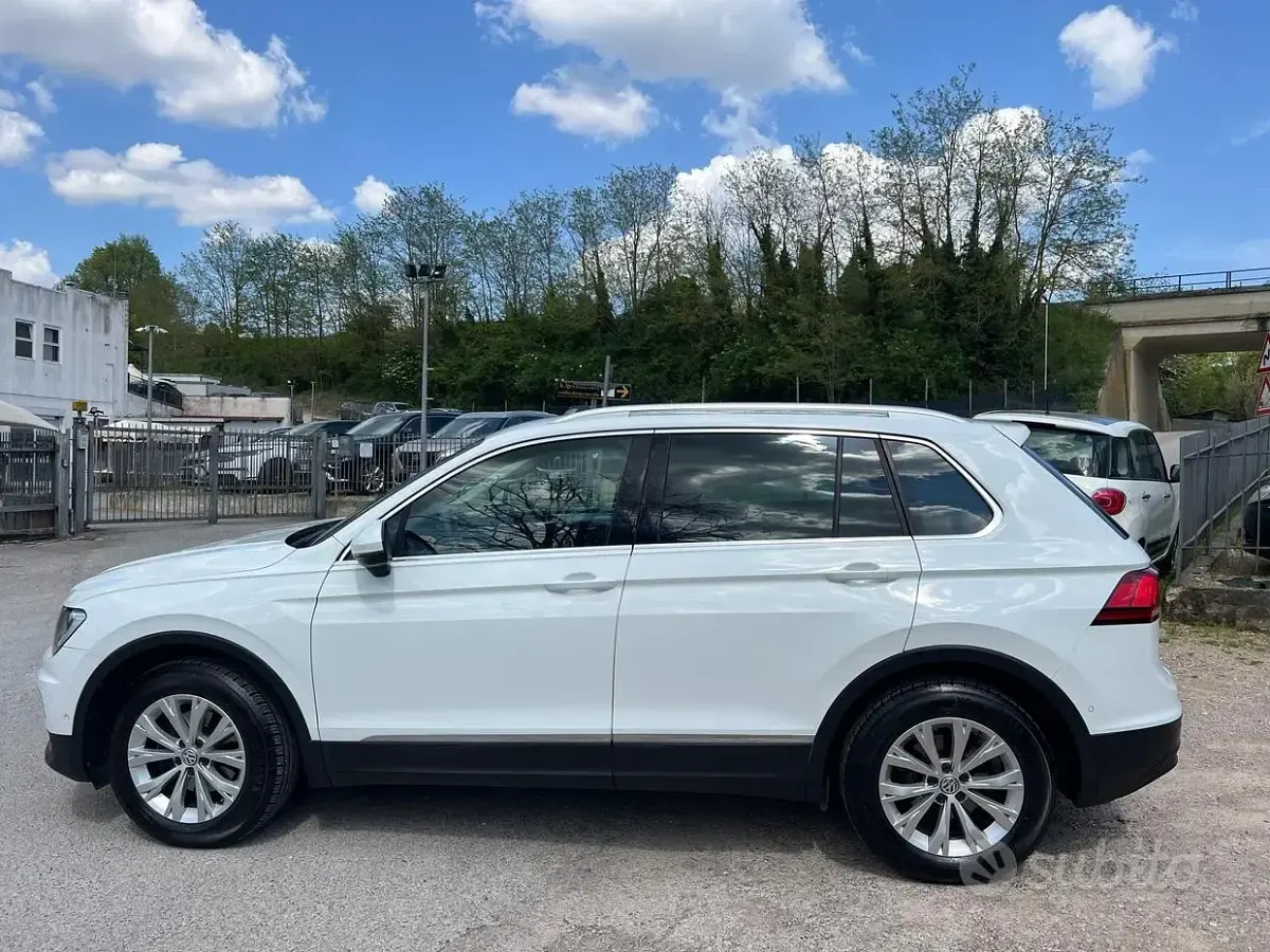 Usata VW Tiguan Business 125 CV (91 kW) 2016 Bianco SUV