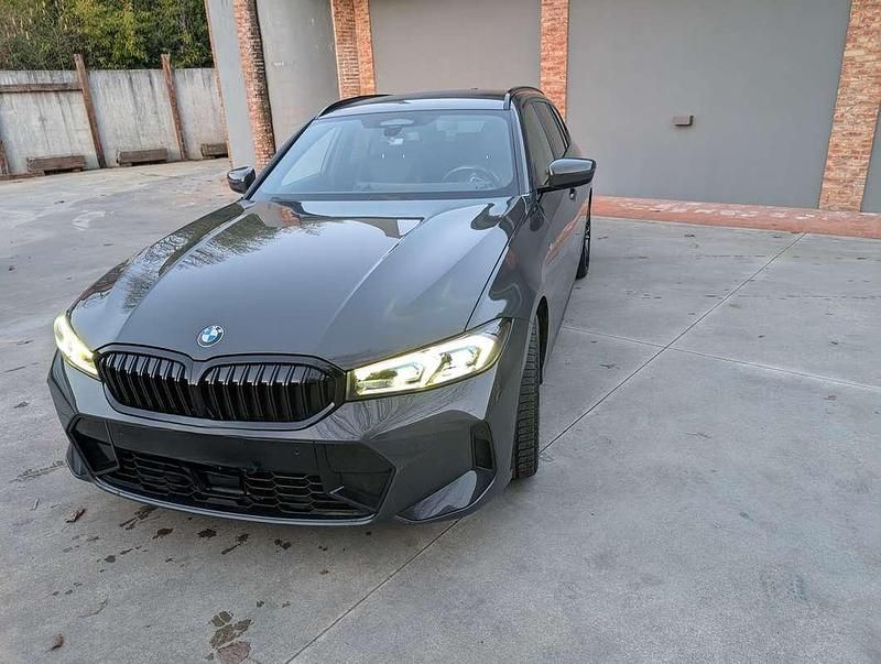 Usata BMW 320 M Sport 190 CV (139 kW) 2023 Grigio Station wagon