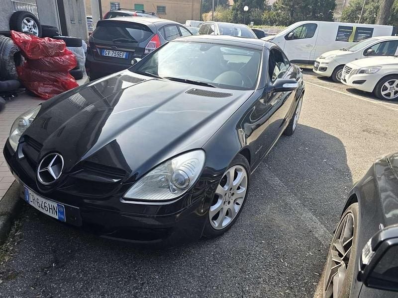 Usata Mercedes SLK200 163 CV (119 kW) 2004 Nero Cabrio